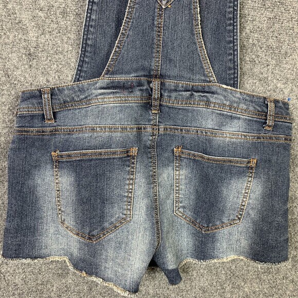 Tinseltown Shortall Women Size M Raw Hem Pocket Bib Distressed - Picture 8 of 10